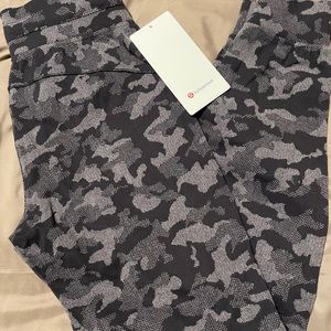Lululemon Camouflage color Joggers